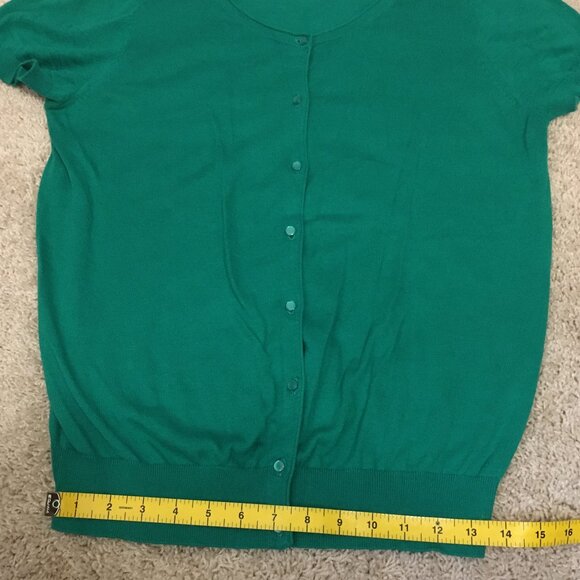 Preppy Short Sleeve Kelly Green Cotton Button Up Cardigan + Cami - Picture 8 of 16